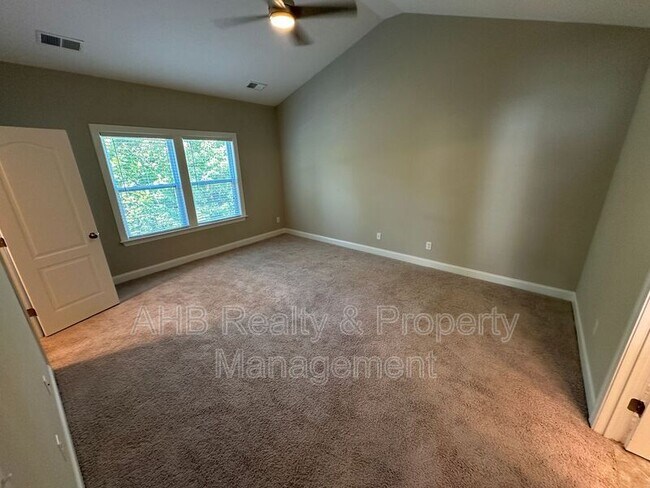 Building Photo - 850 Longleaf Pine Pl