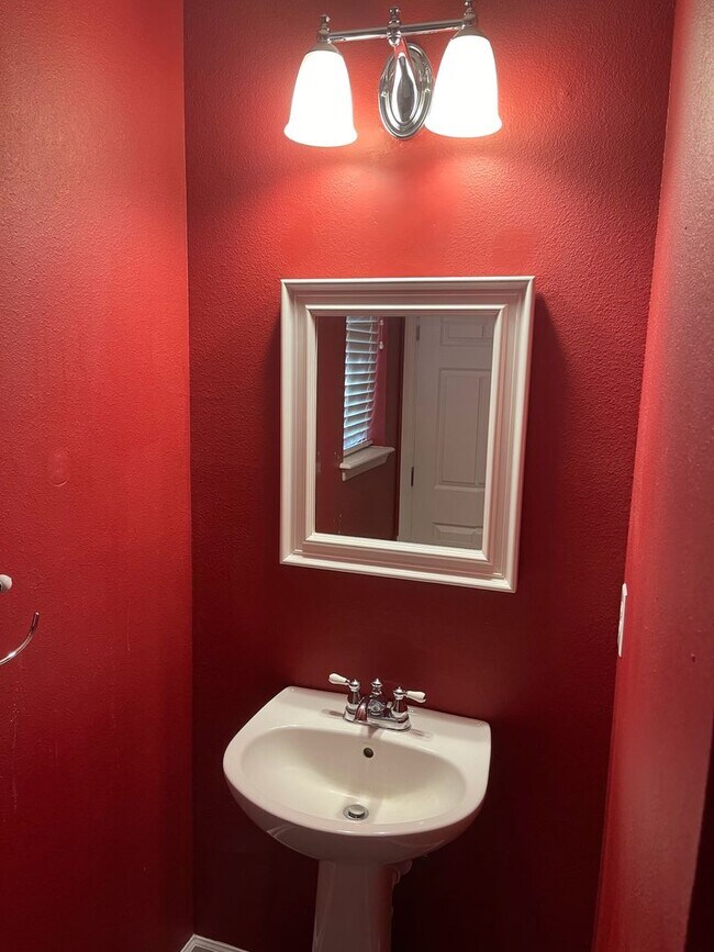 Building Photo - Beautiful 2 Story Home in St. Johns County!