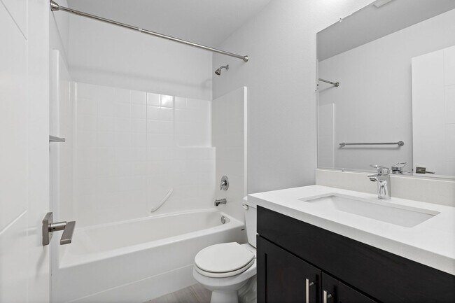 Building Photo - Spacious 3 Bed / 3.5 Bath Seattle Townhome!