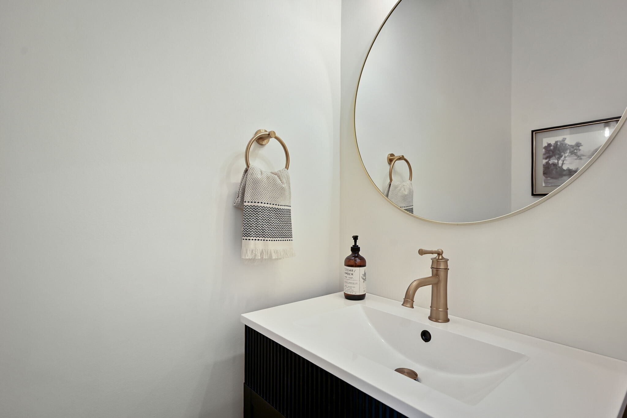 Building Photo - 2331 Belleview Ave