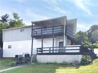 Building Photo - 4086 Jordan St