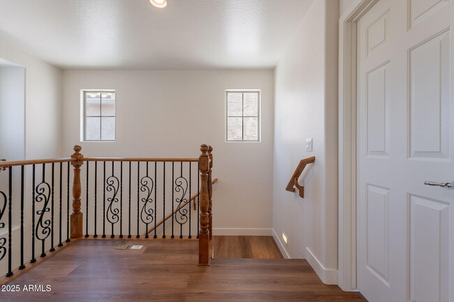 Building Photo - 26638 N Babbling Brook Dr