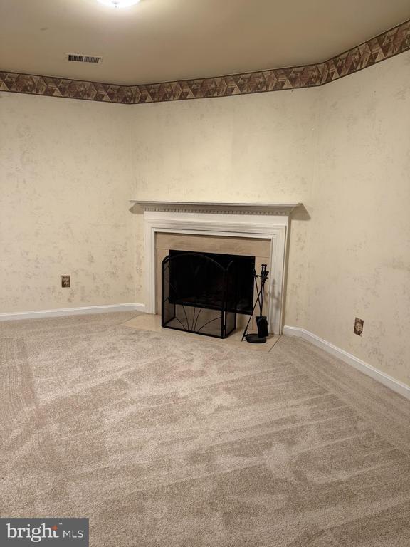 Building Photo - 7812 Rebel Walk Dr