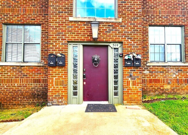 Building Photo - 514 NW 27th St