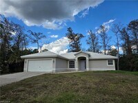 Building Photo - 481 10th Ave NW