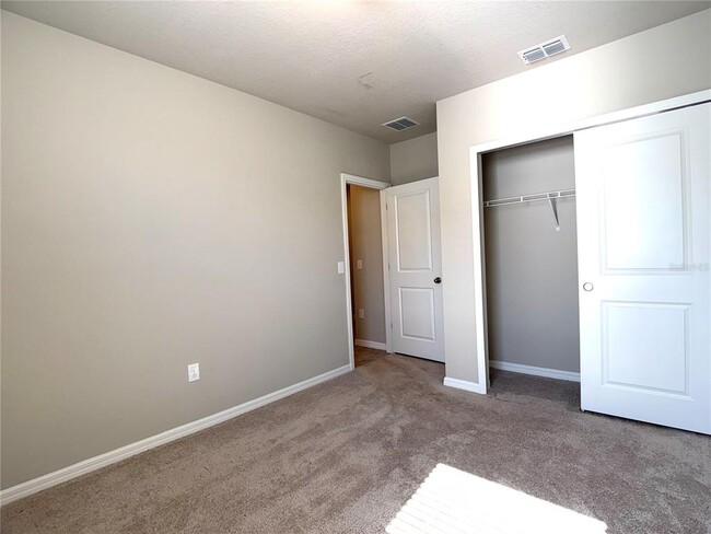 Building Photo - 1611 Bark Rdg Dr