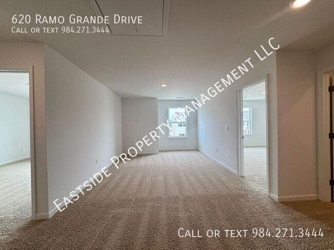 Building Photo - 620 Ramo Grande Dr