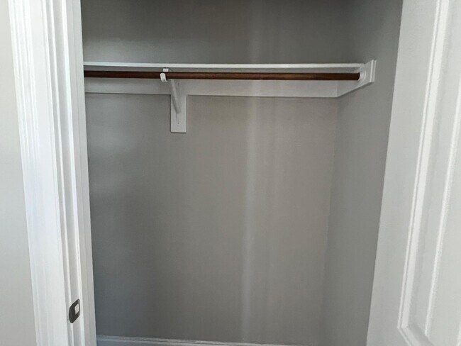 Building Photo - 523 Balsam Fir Dr