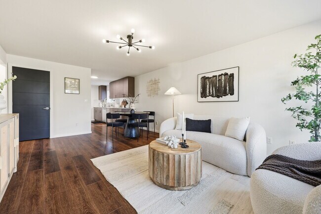 Building Photo - 7922 9th Ave SW