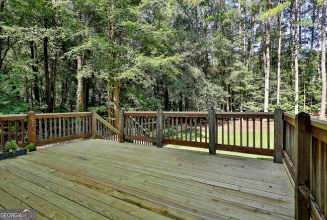 Building Photo - 1202 Loxley Cir