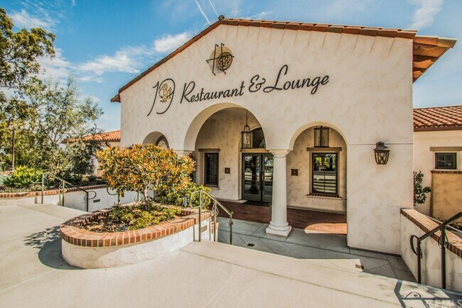 Building Photo - 5500 Paseo Del Lago W