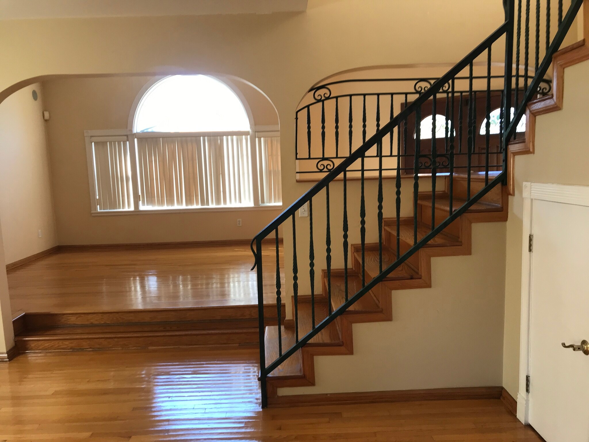 Building Photo - 1304 Mackay Ln