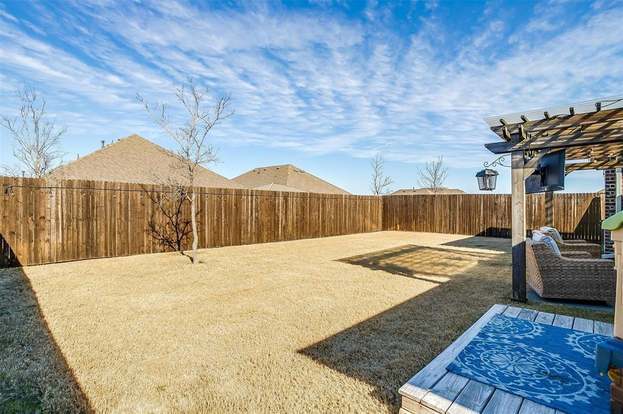 Building Photo - 3309 Comal Dr