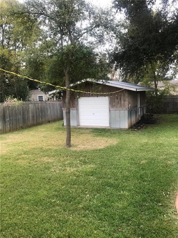 Building Photo - 2407 Harrowden Dr