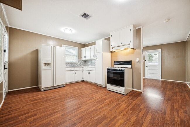 Building Photo - 12537 Terrance St