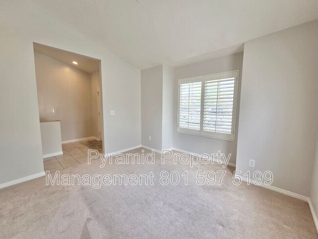 Building Photo - 2128 S 2060 E