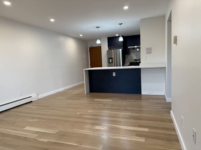 Building Photo - 100 Grandview Ave