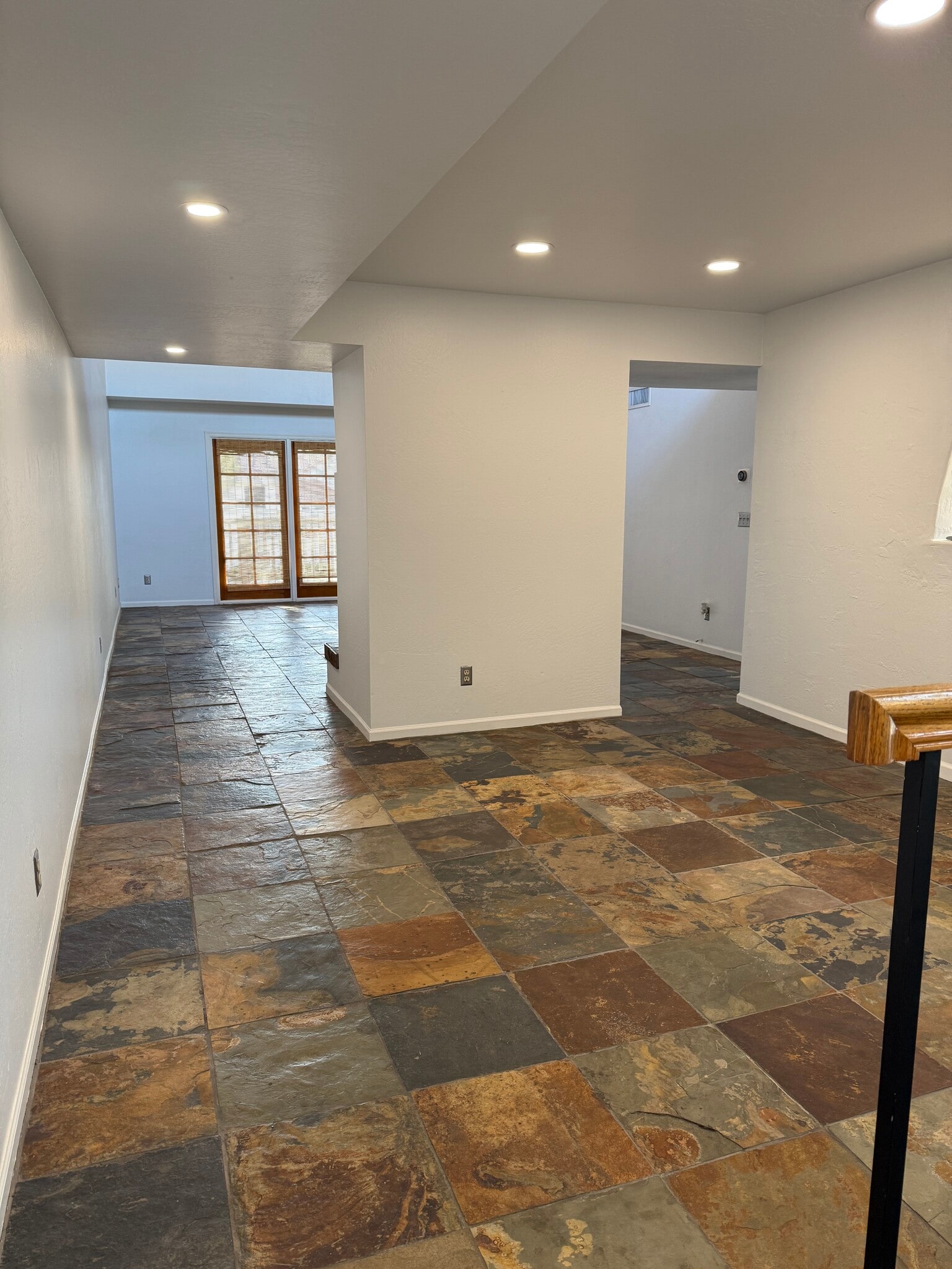 Dinning room - 7800 E Lincoln Dr