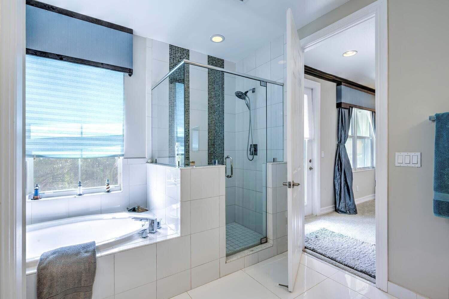 Building Photo - 1932 Juno Landing Ln