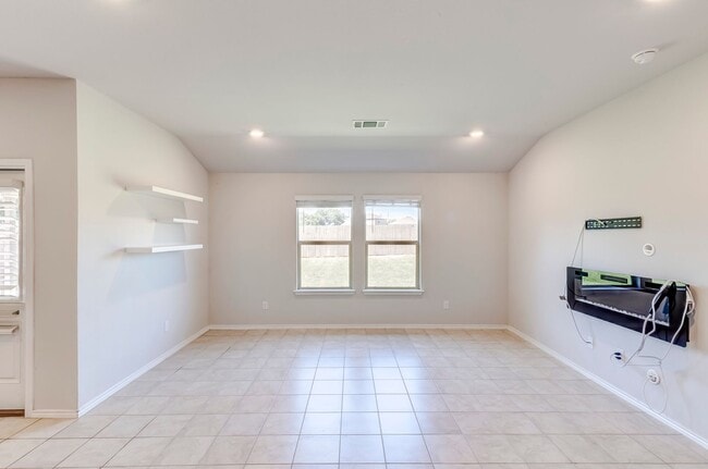 Building Photo - 9705 Kensley Rose Dr