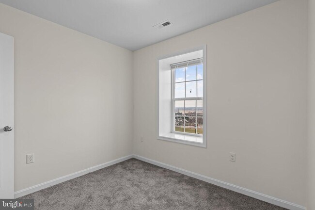 Building Photo - 2030 Ter Vw Ln