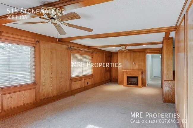 Building Photo - 515 Stonewall Dr
