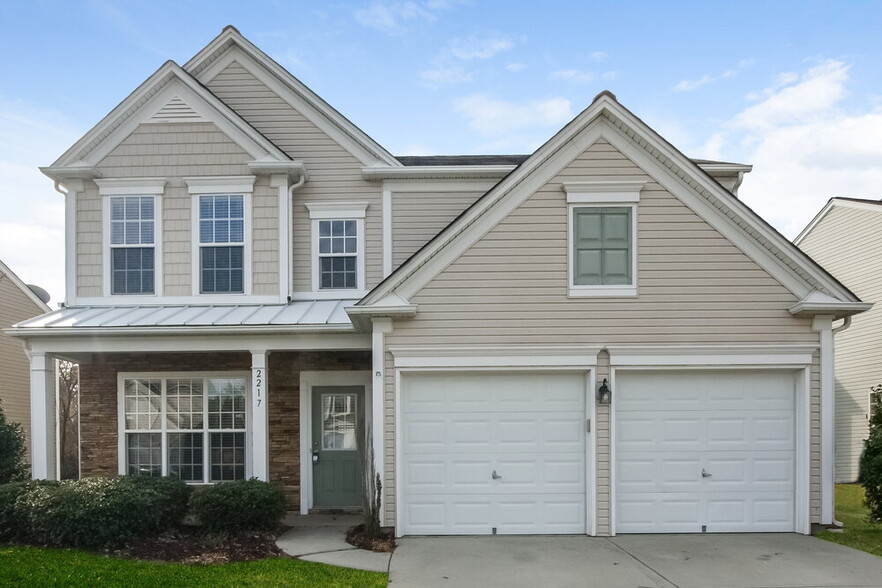 Primary Photo - 2217 Arbor Vista Dr