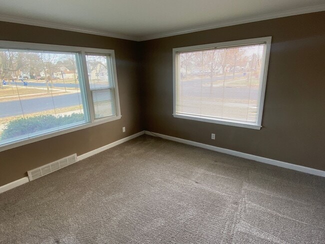 Building Photo - 2-Bedroom 1 Bath Ranch Style Home Near GD Jones Elementary