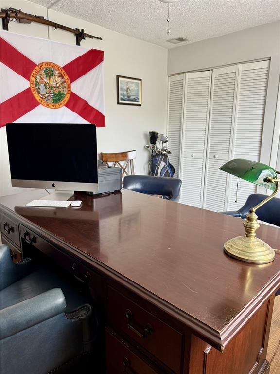 Building Photo - 2379 Flamingo Way