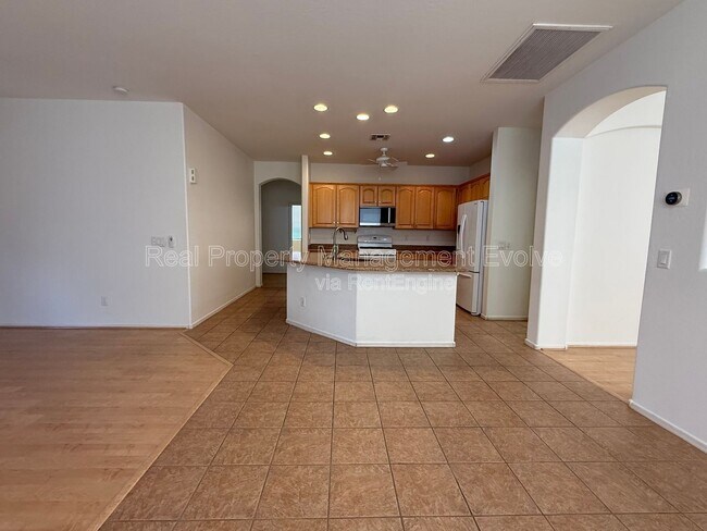 Building Photo - 3038 W Trapanotto Rd