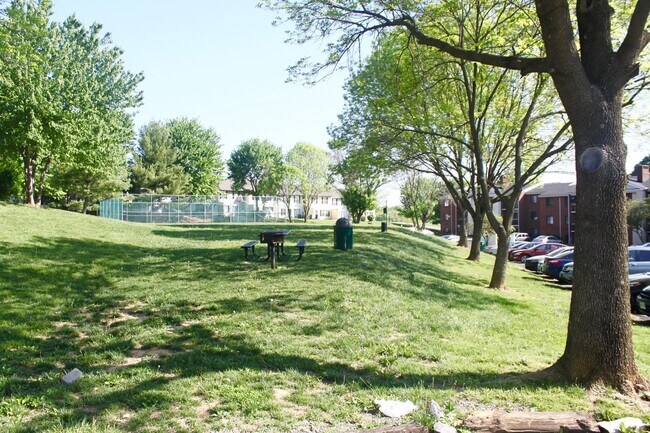 Building Photo - 2BR 2 Full Bath Condo with Modern Upgrades – Near Downtown Harrisonburg!