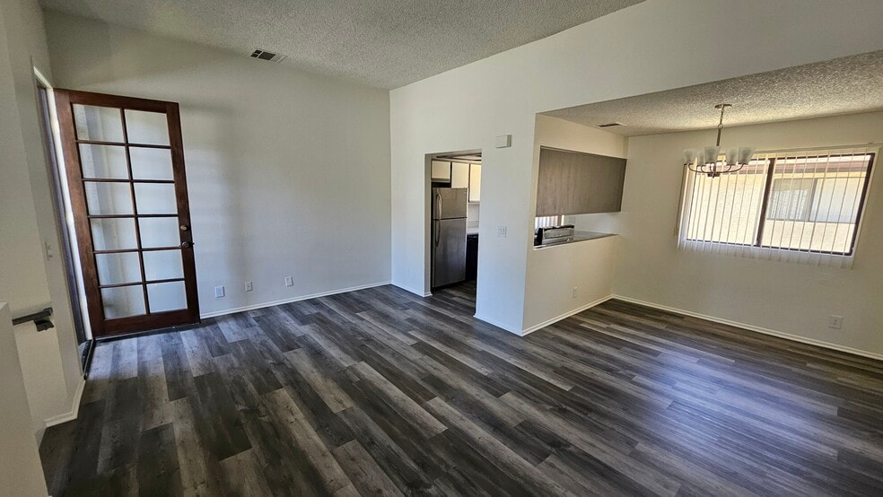 Building Photo - 2241 Florencita Dr W