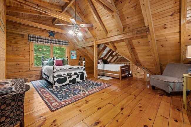 Building Photo - 49 Dandelion Ln