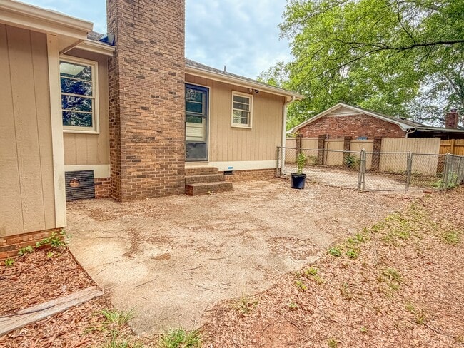 Building Photo - 309 Verner Dr