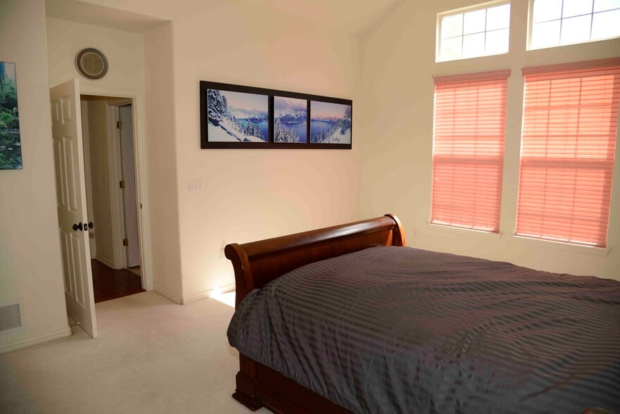 Master Bedroom - 648 S Yarrow St