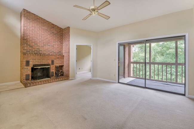 Building Photo - 123 Turtle Creek Rd
