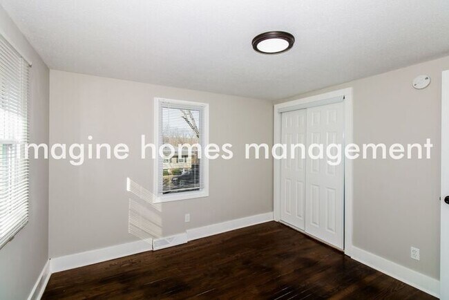 Building Photo - Remodeled 3 Bedroom Home in Kansas City