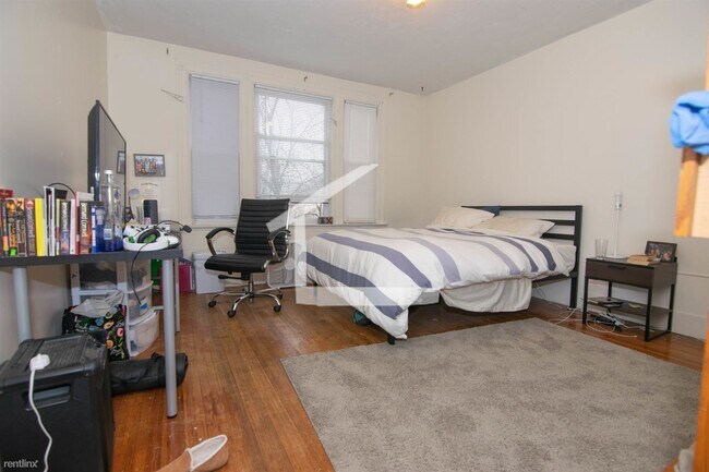 Primary Photo - 6 br, 3 bath House - 28 Wadsworth St