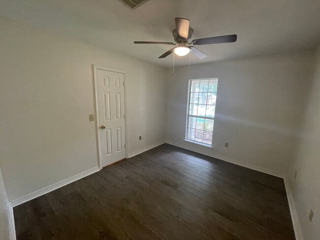 Building Photo - 3/2 for rent in the heart of Madison!