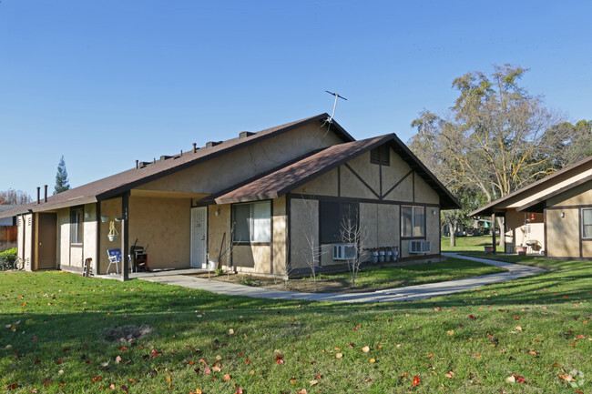 Building Photo - Linmar Apartments