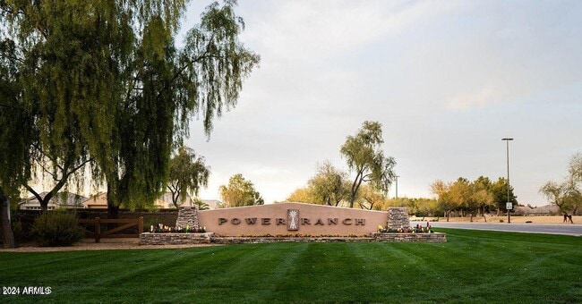 Building Photo - 4757 E Waterman St