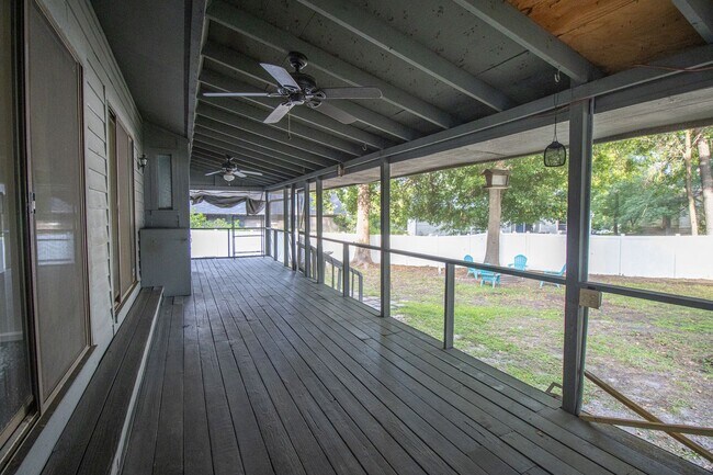Building Photo - Beautiful Three Bedroom Home for Rent – 1440 Land of Lakes Circle, Lexington, SC