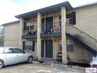 Building Photo - 1724 W Elizabeth St
