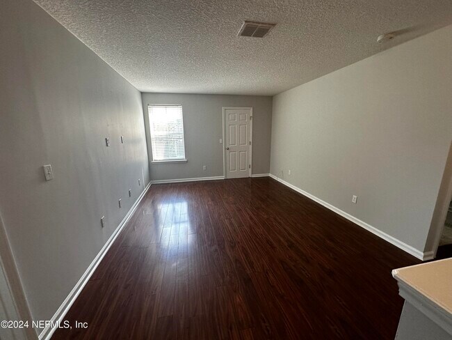 Building Photo - 12212 Angleterre Dr