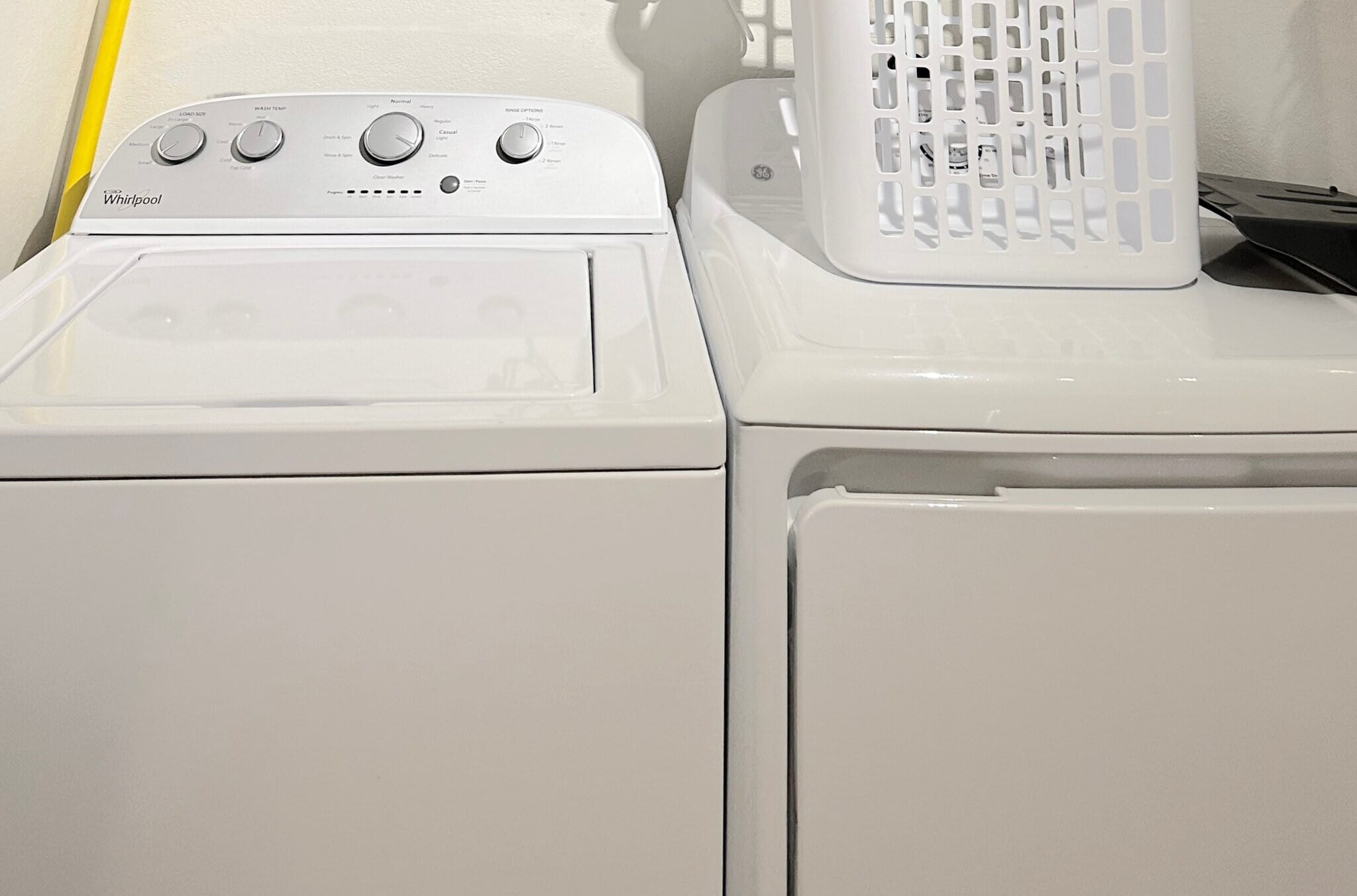 Building Photo - 1211 N Miller Rd