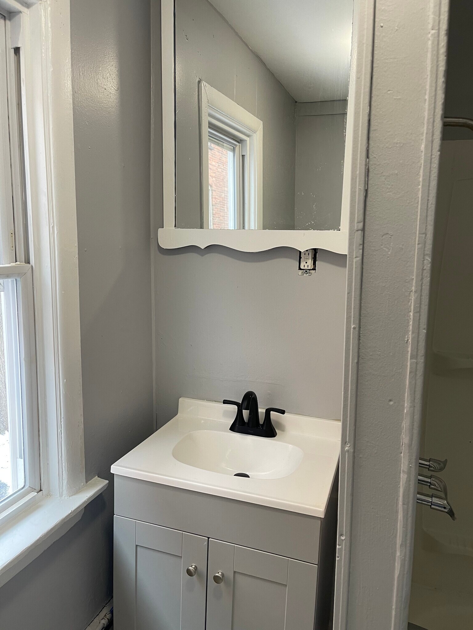 Building Photo - 288 Genesee St