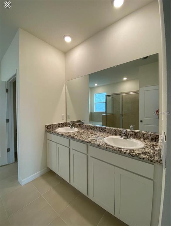 Building Photo - 10828 Charlotte Dr.