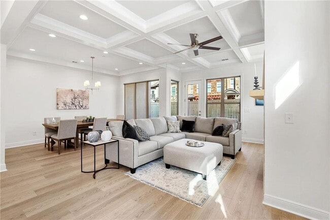 Building Photo - 110 Via Roma