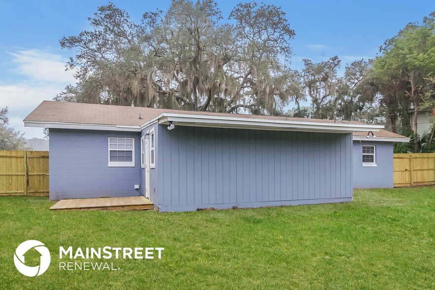 Building Photo - 759 Baywood Cir