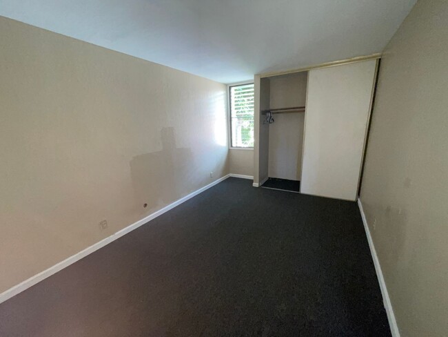 Building Photo - MAKAHA VALLEY PLANTATION  2 bedroom townho...